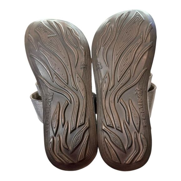 Romika Fidschi Taupe Bronze Metallic Slide Triple Buckle Sandals 37 6  6.5 - Picture 6 of 6